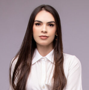 Foto de Dra. Fernanda Farias De Mello Cruz